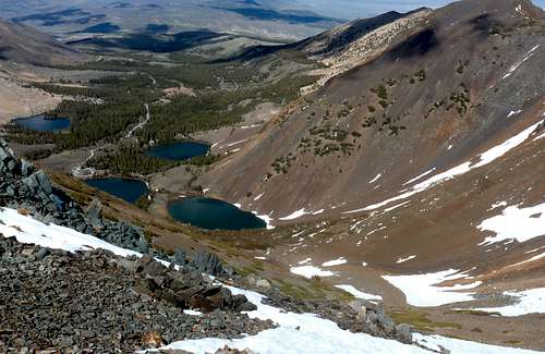 View on the descent back to the Virginia Lakes