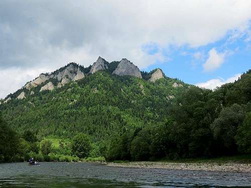 Trzy Korony from river Dunajec