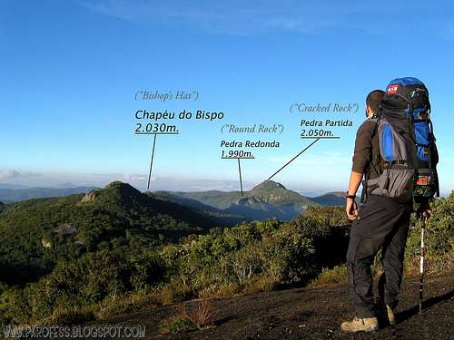 Chapéu do Bispo peak