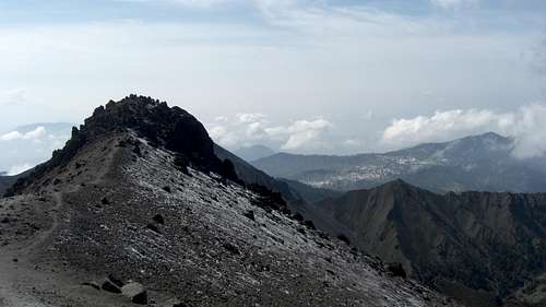 Nevado de Toluca - approaching the peak