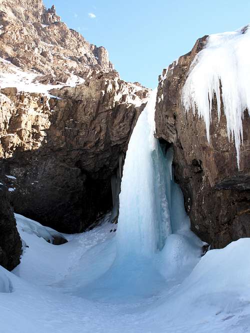 Frozen ice in the Mizane valley 3