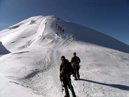 Mont Blanc, Petit Bosses Ridge