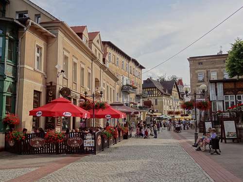 Szczawno-Zdrój, main promenade
