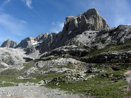 Picos de Santa Ana