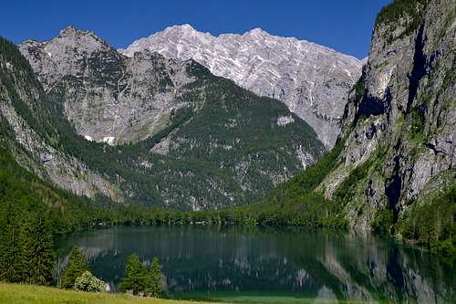 Lake Obersee and the east face of the Watzmann