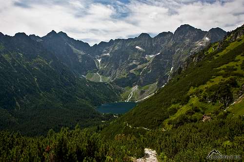 Morskie Oko valley from North