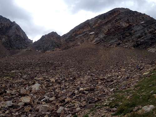 Looking up towards the saddle between Dromedary and Sunrise