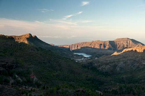 Morro de la Hierba de Huerto and Montaña de Tauro