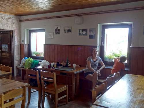 Mikolaj and Dorota in the Zavižan hut 