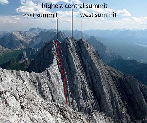 Routes and summits marked