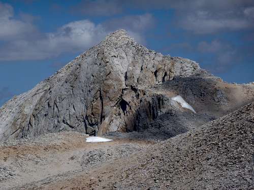 Zoom shot of the summit block of Mount Conness