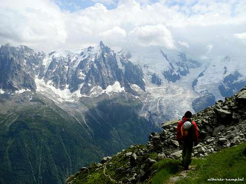 The return's path, facing Mont Blanc