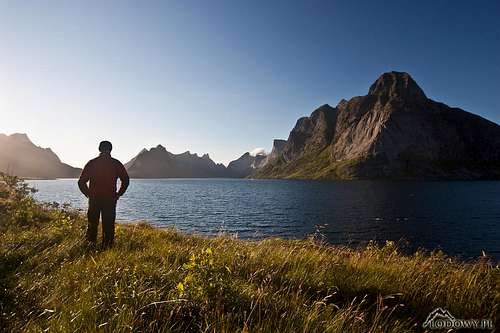 Reine at midnight sun