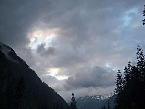 Gloomy Clouds from the Trailhead