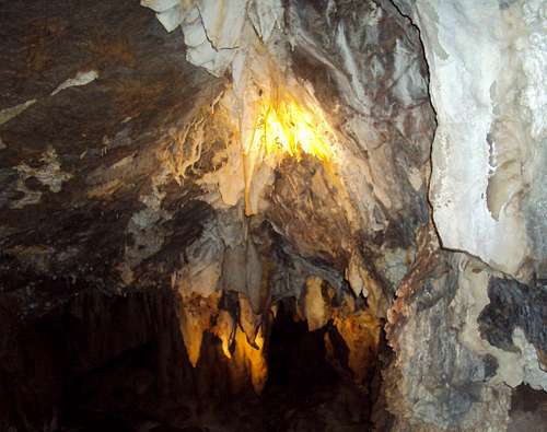 Timpanogos Caves