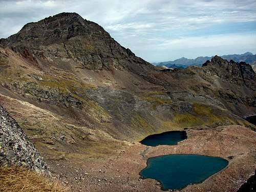 Gran Facha and lakes of Pecico