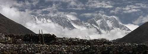 The Khumbu valley with Nuptse...