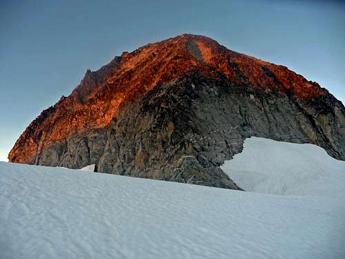 Klawatti Peak Alpenglow