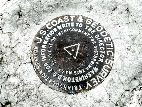 USGS marker atop Boundary Peak