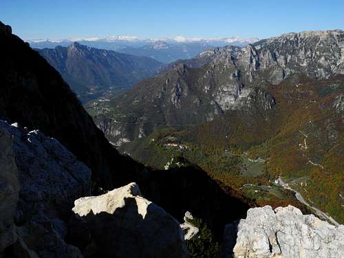 A Fall image of Vallarsa seen from Sengio Alto