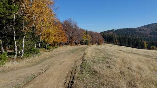 Eastern views from the clearing near Jugówska trailhead