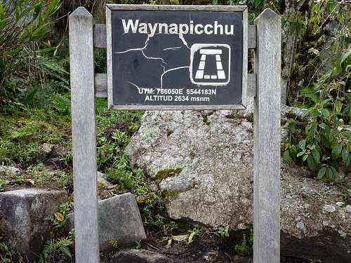Huayna Picchu Summit Sign