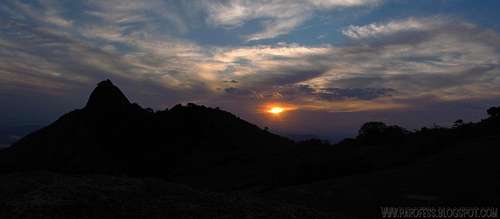 Sunset behind Lopo Peak