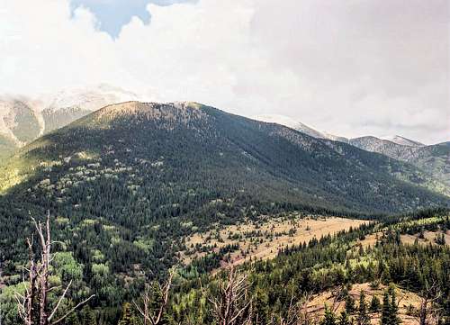 route to Teddys Peak