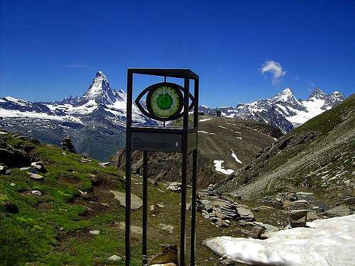 Eye shaped monument