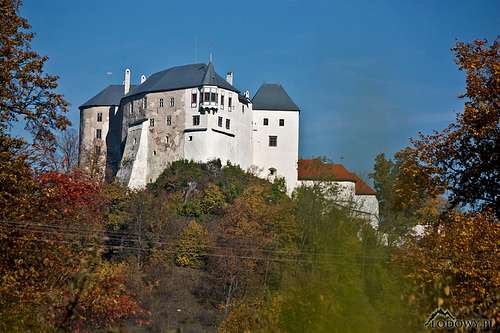 Slovenska Lupca castle hill