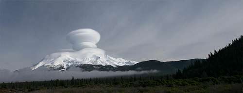 Mt Shasta lenticular cloud org img by Bubba Suess