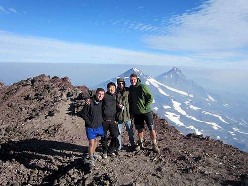 South Sister Group Summit Pic