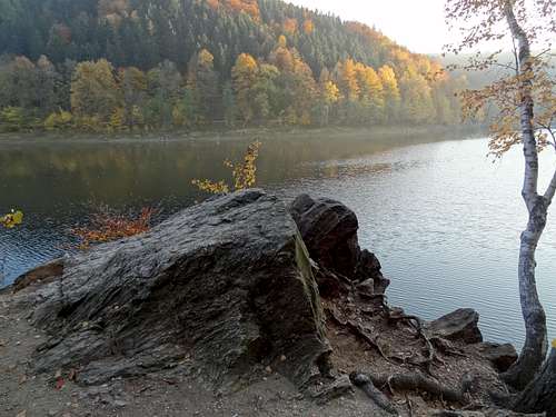 Trail along Bystrzyca reservoir west shore
