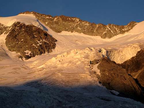 Glacier du Mountet with seracs