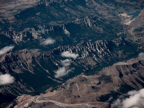 Rugged Ridgelines