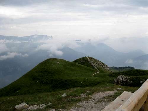 Bench standing on the summit of Monte Pic (2363 m)