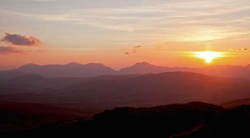 Sunseting over the Rhinogau hills, Snowdonia