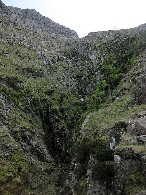 The upper canyon of the Grains Gill is getting easier
