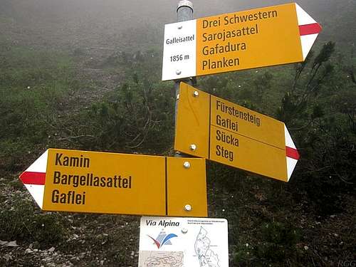 Sign post at the Gafleisattel