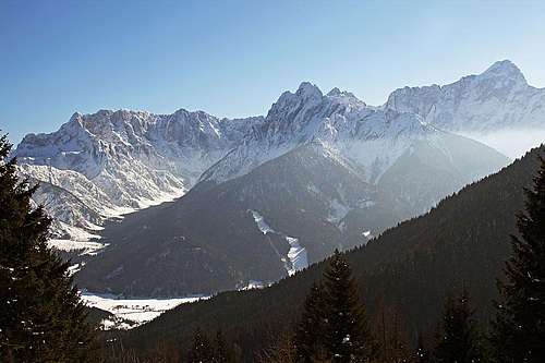 Julian Alps from the summit of Pec / M. Forno / Dreilaendereck