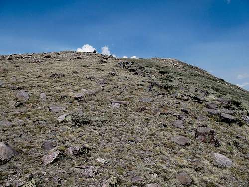 ascending S Putnam summit plateau
