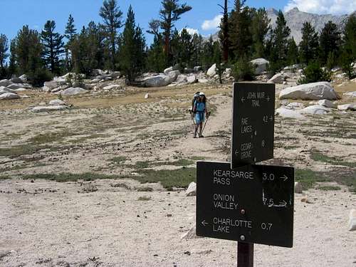 Rae Lakes Loop Junction Marker