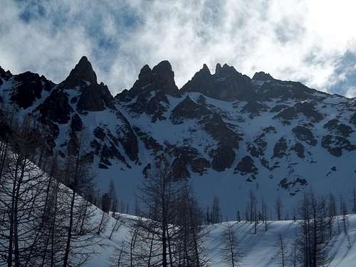 Snagtooth Ridge