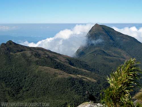 Luar Peak (left) and Ciririca Peak (right)