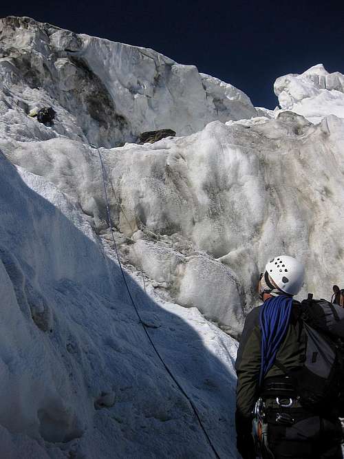 At the base of the icefall, Mutmalspitze north face