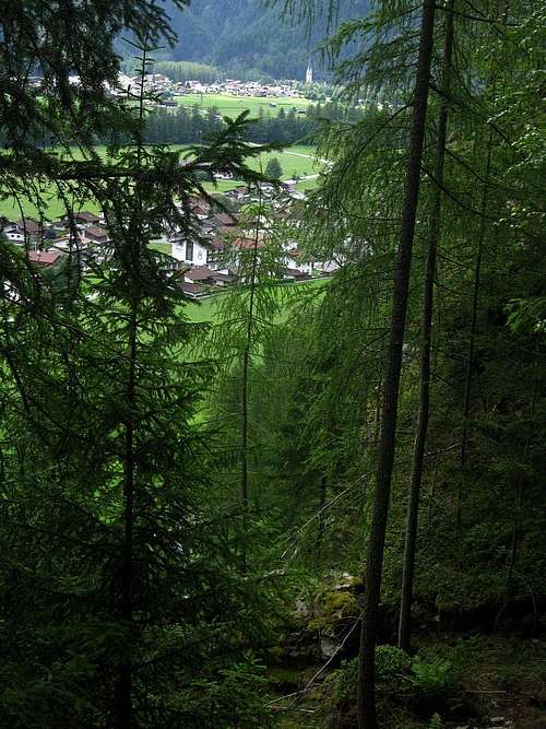 Looking down on the villages of Oberried and Längenfeld