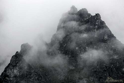 Misty crags of Mengusovsky massif