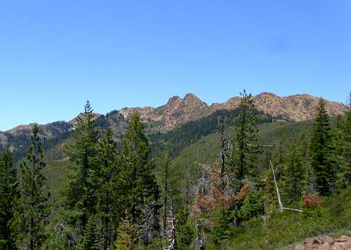 Red Buttes From PCT