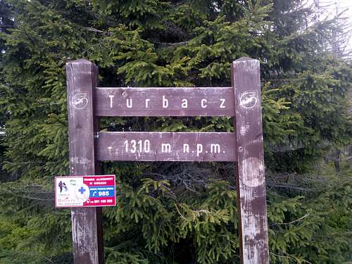 Sign marking the summit of Turbacz