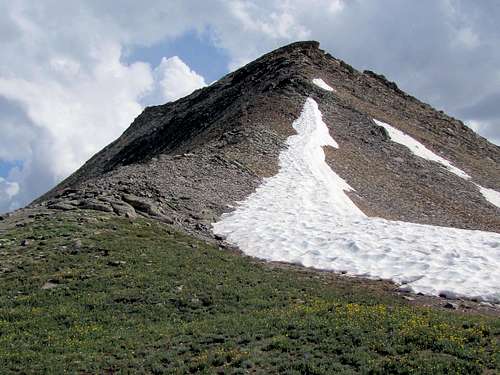 The SW ridgeline of Peak 13510 ft